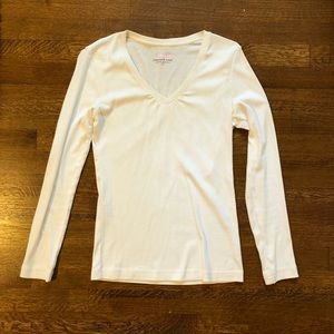 Vineyard Vines white top